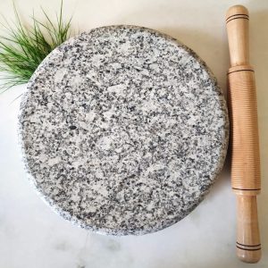 মার্বেল পাথর এর রুটি বানানো পিড়ি সাদা কালো